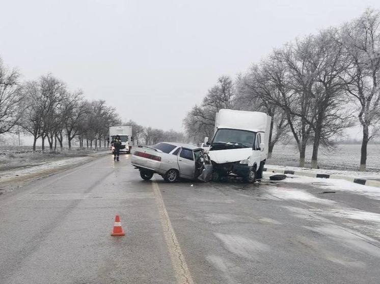 На Ставрополье лихач на грузовой ГАЗели устроил ДТП с пострадавшим