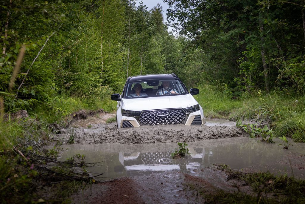 Популярные кроссоверы Chery подешевели в России: их можно купить с большой скидкой