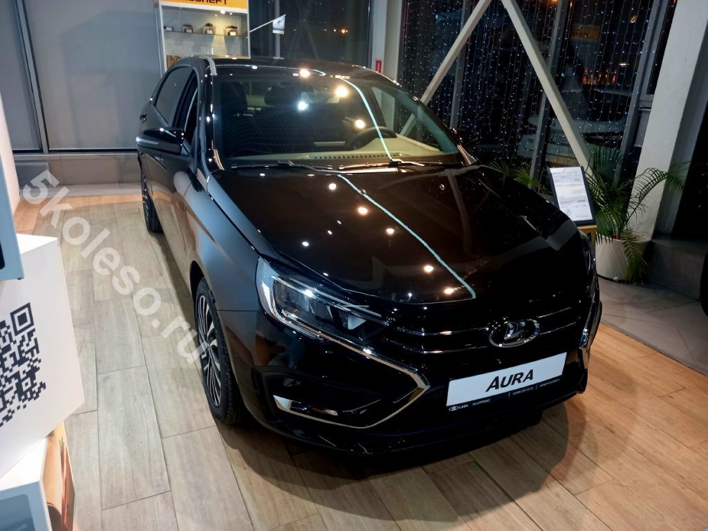 Увидел Lada Aura у дилера и не смог пройти мимо: за что АВТОВАЗ просит 2,8 млн рублей?