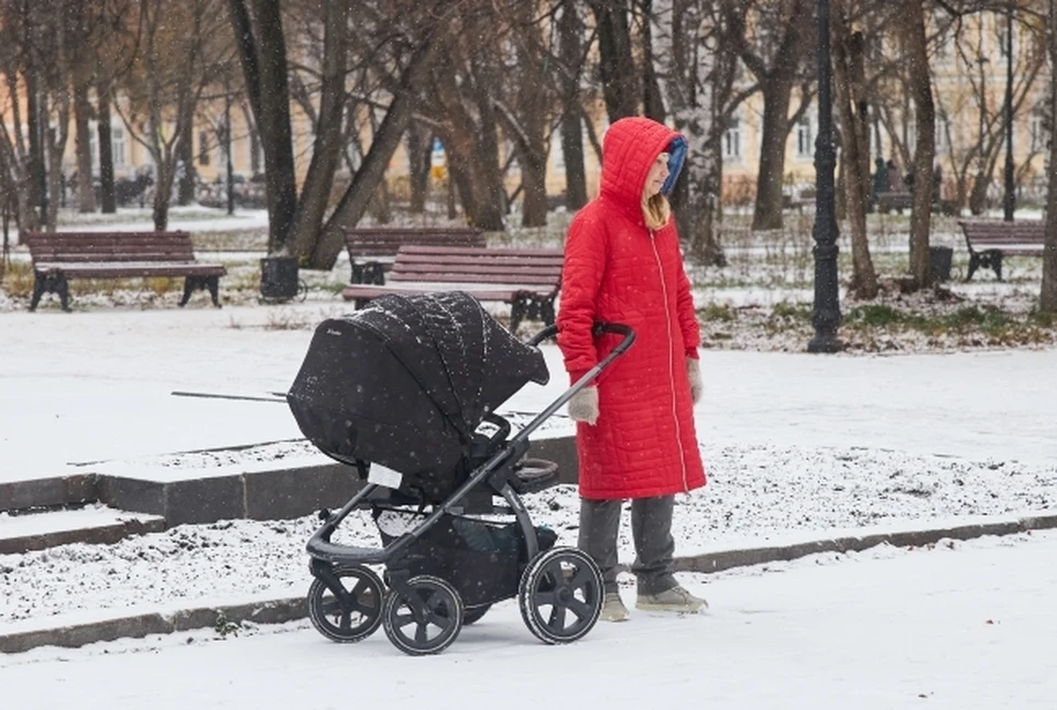 Ставрополец поджег детскую коляску в подъезде и сбежал0