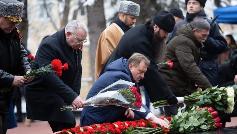 В Ставрополе состоялось возложение цветов в честь дня освобождения города