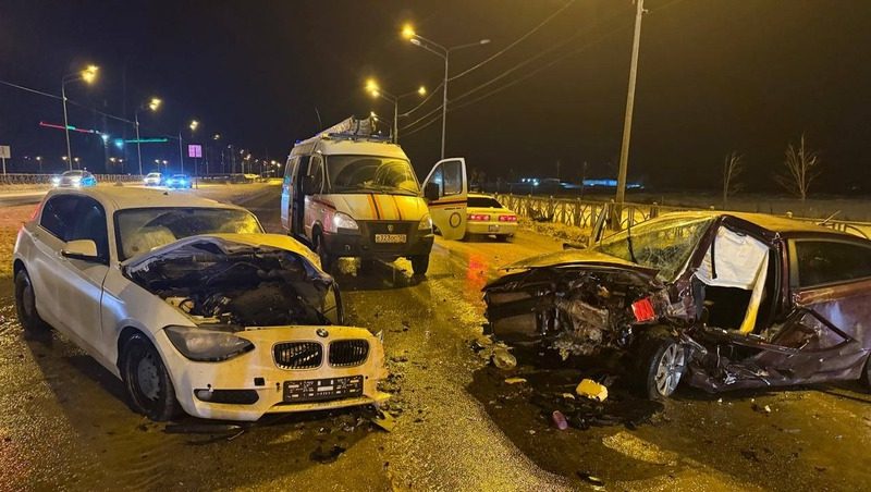 Водителя с травмой головы и груди доставили в больницу после ДТП в Ставрополе