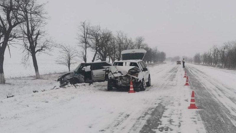 Два человека пострадали в автоаварии в Благодарненском округе