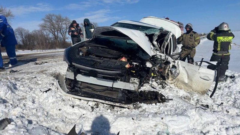 Один человек погиб и четыре пострадали в ДТП в Изобильненском округе