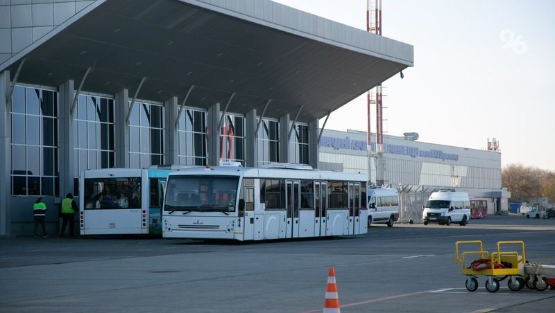 Самолёт Минводы — Анталья вернулся со старта на стоянку по технической причине