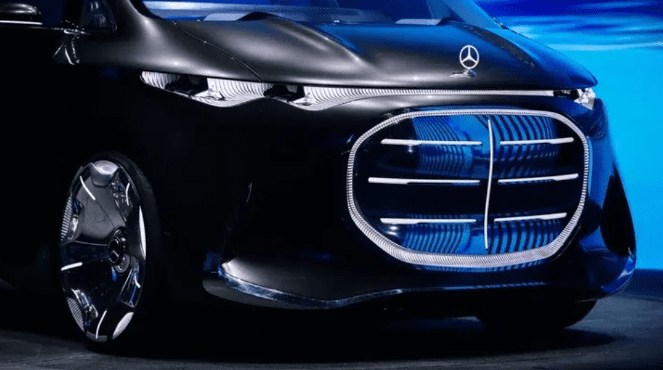 Электрический минивэн Mercedes-Benz  Vision V представлен в Шанхае: обзор новинки 2025 года