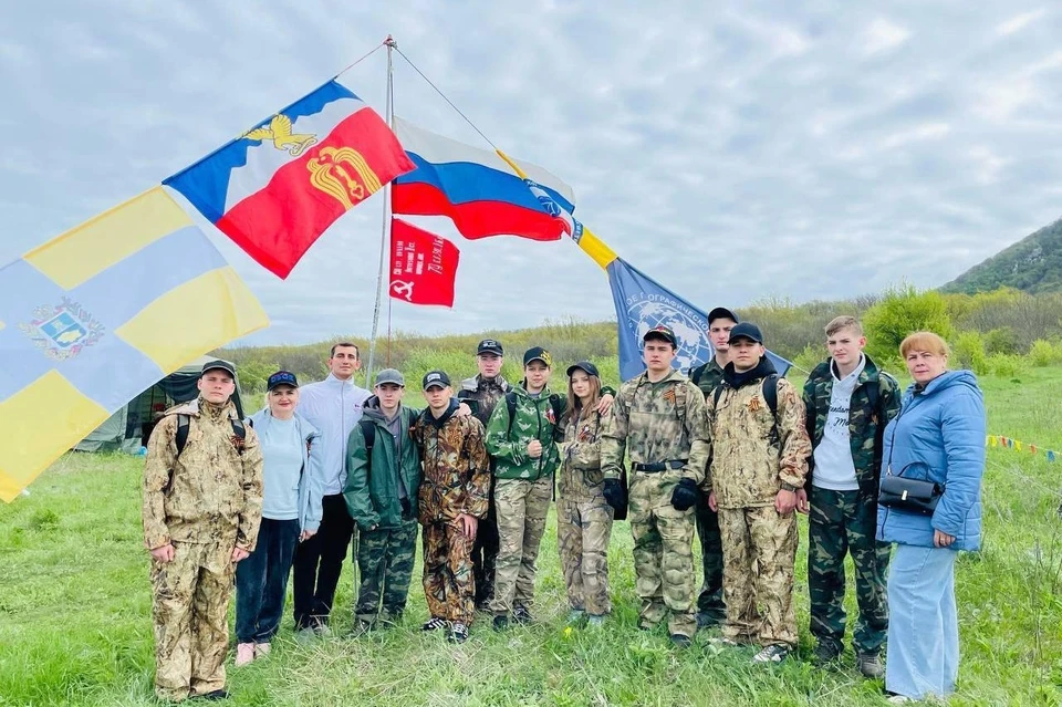 Пятигорчане совершили массовое восхождение на Бештау в честь 80-летия Победы0