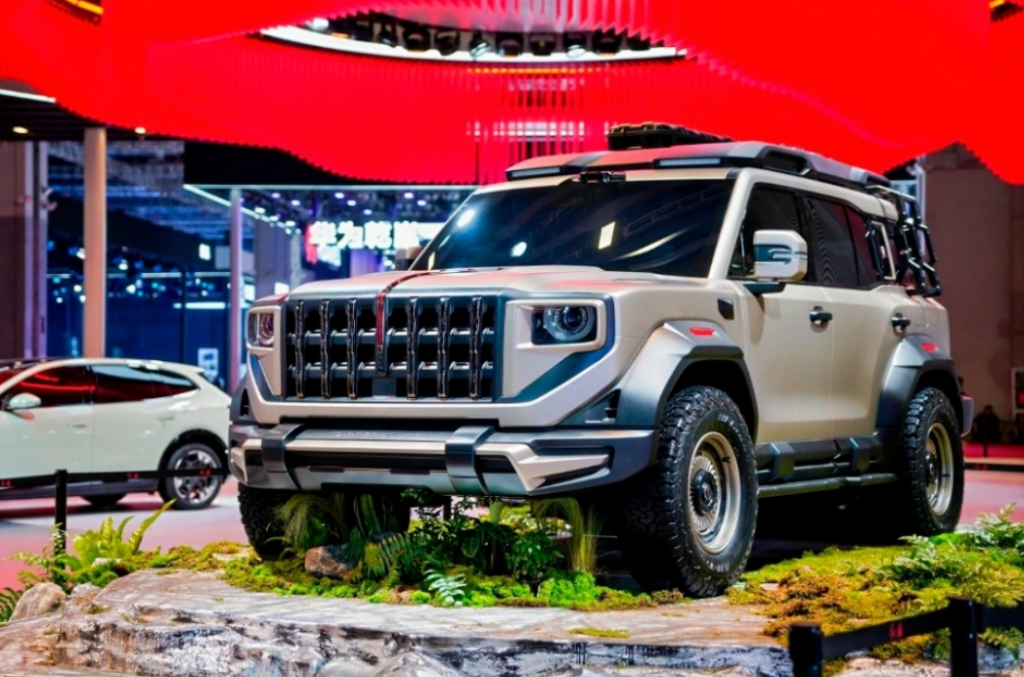 Премьера Hongqi Off-road в Шанхае: новый роскошный рамный внедорожник из Китая