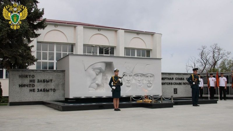 Реставрацию мемориала вовремя завершили на Ставрополье по требованию прокуратуры