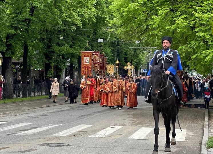 В Пятигорске прошёл традиционный общегородской Пасхальный крестный ход  Ставрополь (Кавказ)1