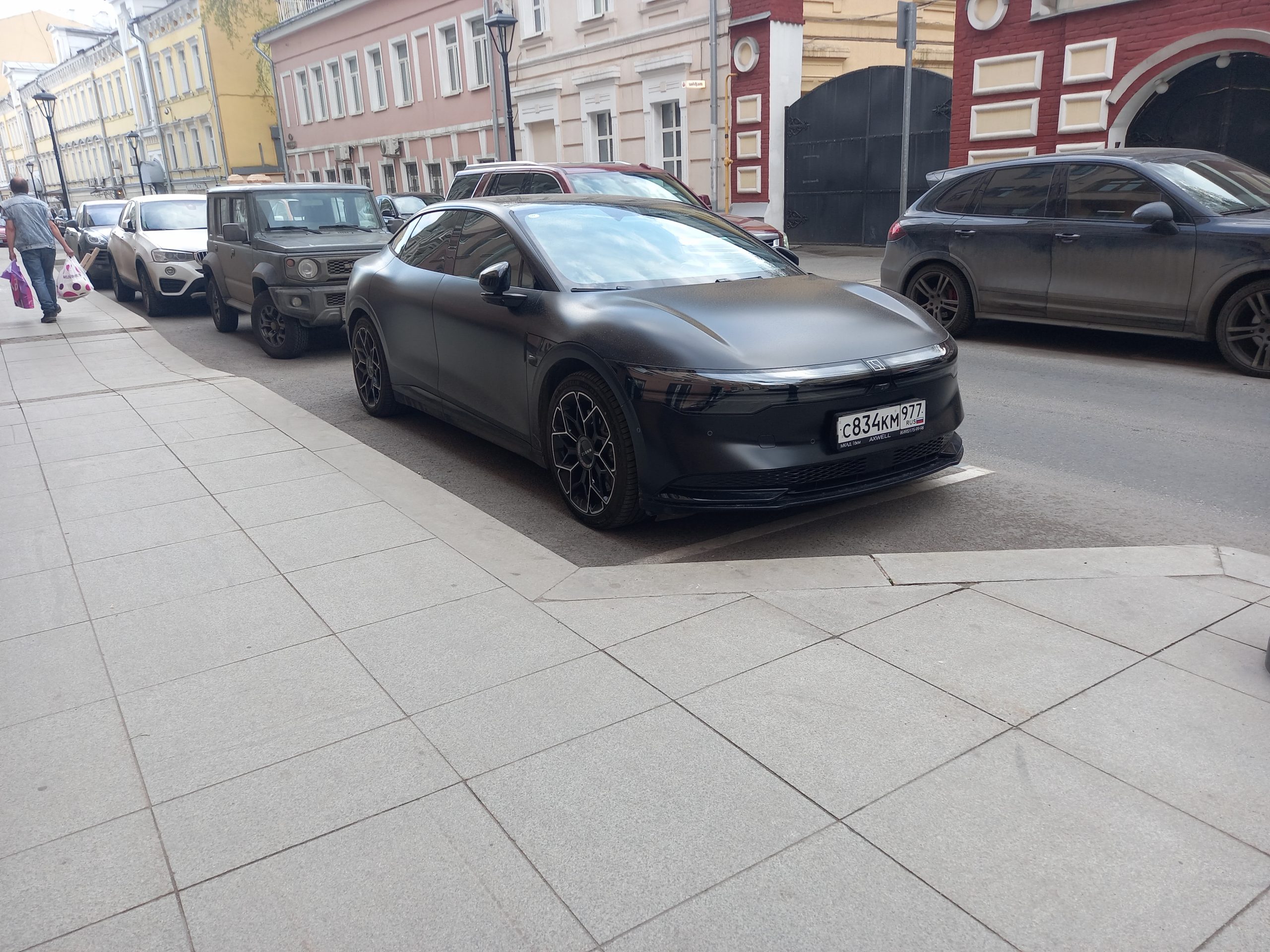 В России растет спрос на электромобили с пробегом. Покупают Nissan и Zeekr