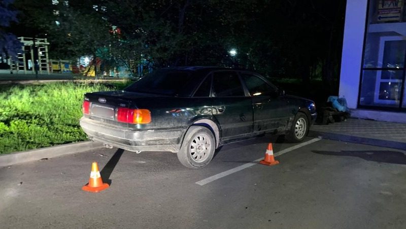 Житель Железноводска погиб при наезде своего Audi, ремонтируя машину