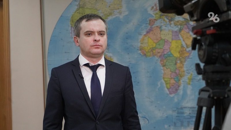 60 маскировочных сетей и 400 окопных свечей отправил колледж Ставрополья на СВО