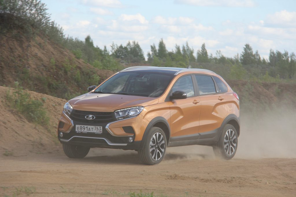 АВТОВАЗ готовит кроссовер на базе «Весты»: он заменит Lada X-Ray. Новые подробности