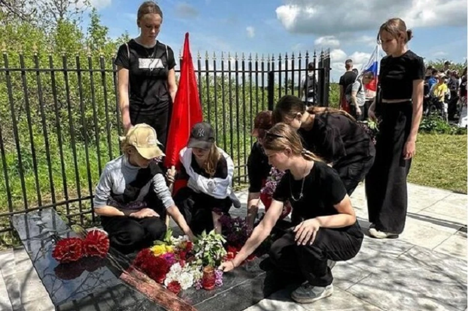 Более тысячи ставропольских школьников и педагогов поднялись на гору Стрижамент0