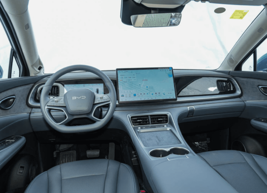 BYD представил конкурента Lixiang: гибридный кроссовер Sealion 07 DM-i с запасом хода 1320 км