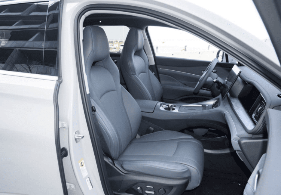 BYD представил конкурента Lixiang: гибридный кроссовер Sealion 07 DM-i с запасом хода 1320 км