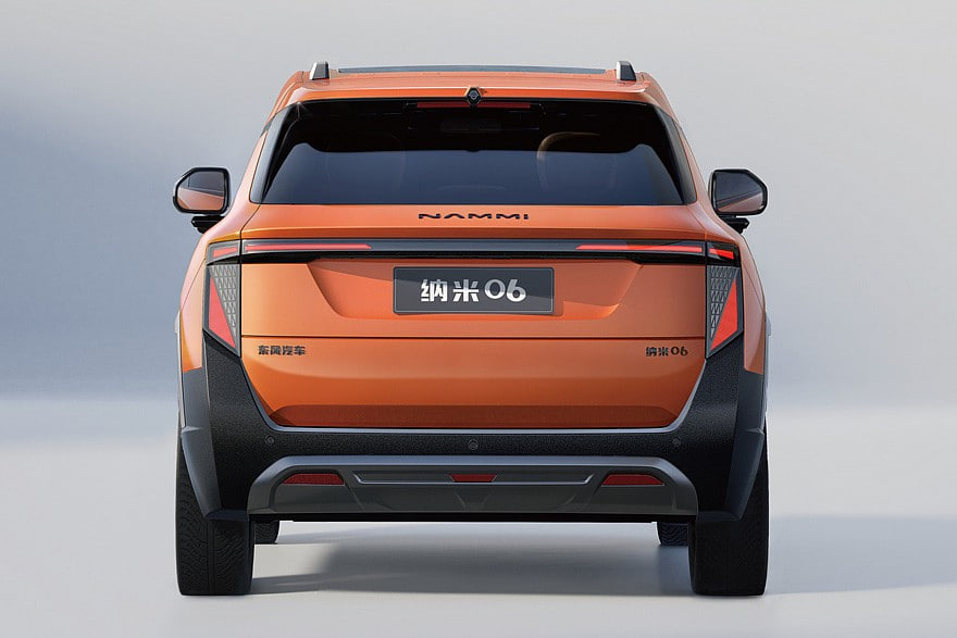 Dongfeng представил бюджетный электрический кроссовер Nammi 06: низкая цена и запас хода до 470 км