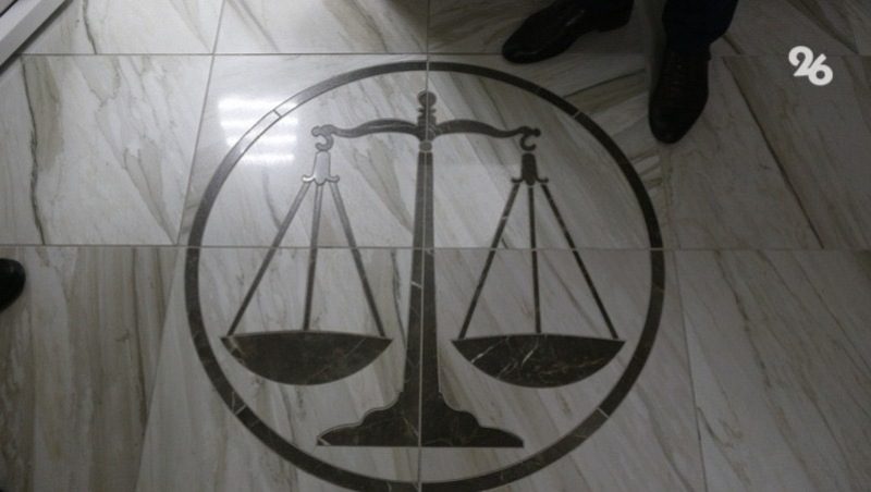 Двух ставропольчанок будут судить по обвинению в убийстве мужчины на кладбище