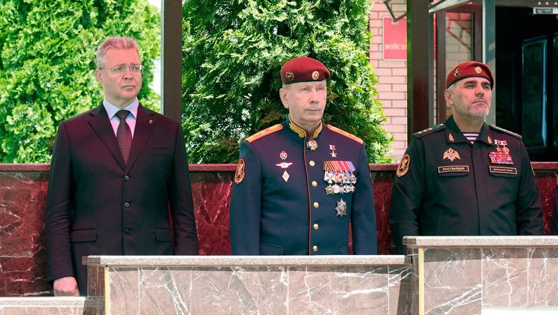 Губернатор Ставрополья встретился с главой Росгвардии Золотовым