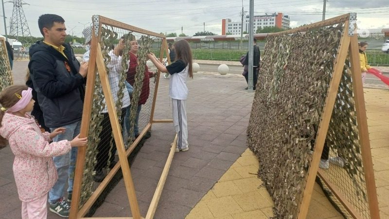 Гуляния в честь Дня Победы проходят на Владимирской площади в Ставрополе