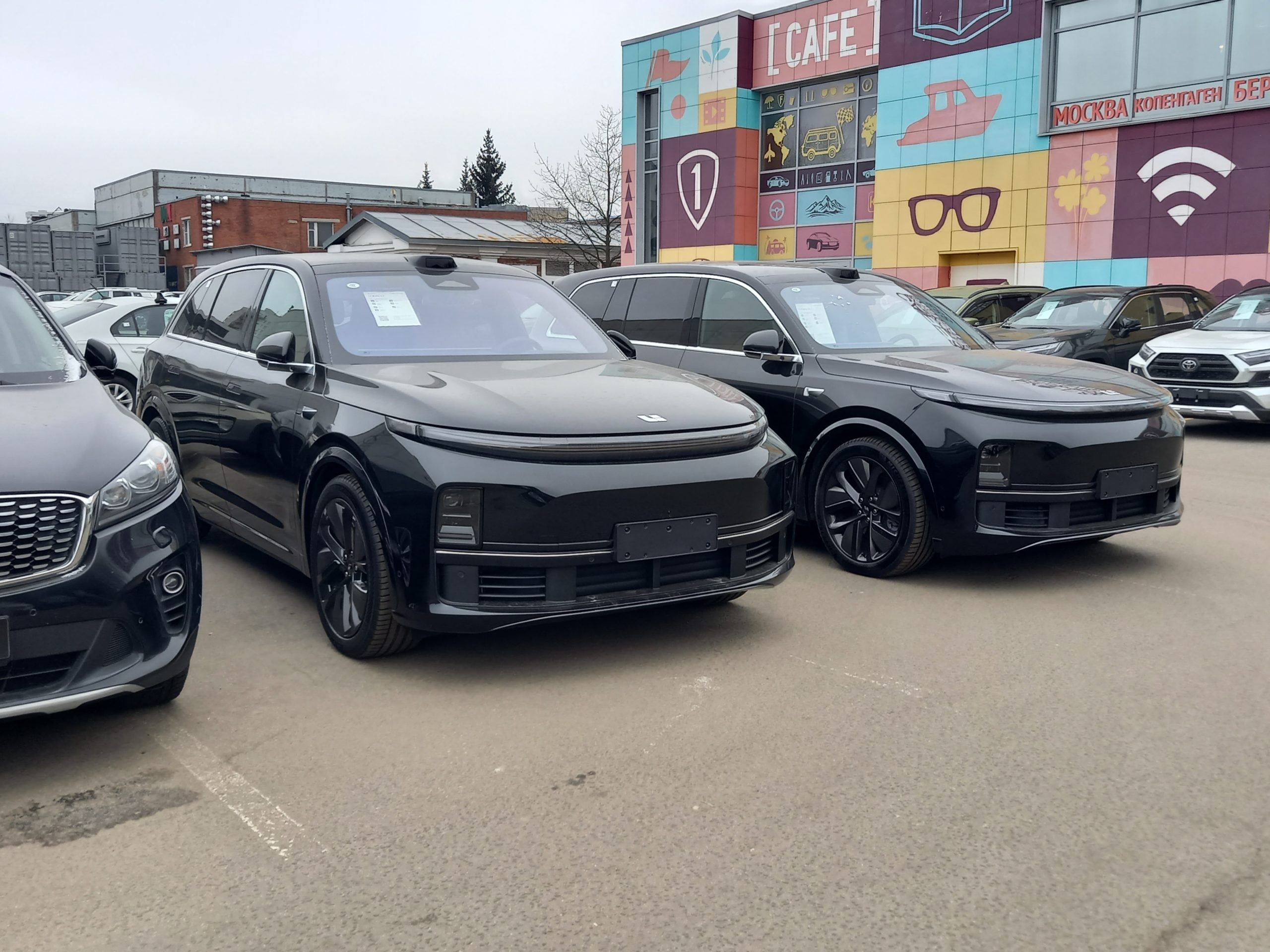 Китайцы продолжают захватывать российский авторынок: поставки машин из Поднебесной растут