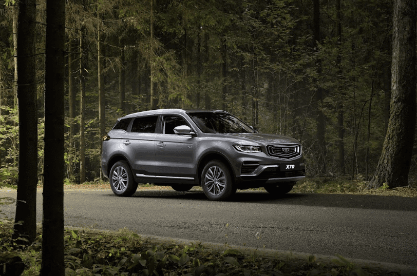 Кроссовер Belgee X70 начали продавать со скидкой больше 600 тысяч рублей: он стоит почти как Lada Vesta