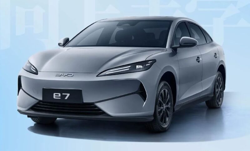 Мечта таксиста: представлен дешевый электрический седан BYD e7