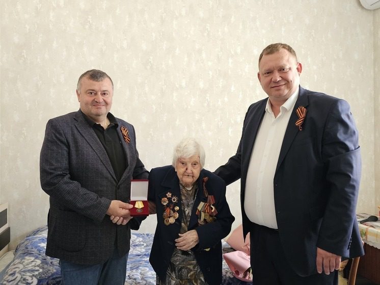 Медаль «За заслуги перед Ставропольским краем» вручили единственному в Предгорном округе ветерану ВОВ