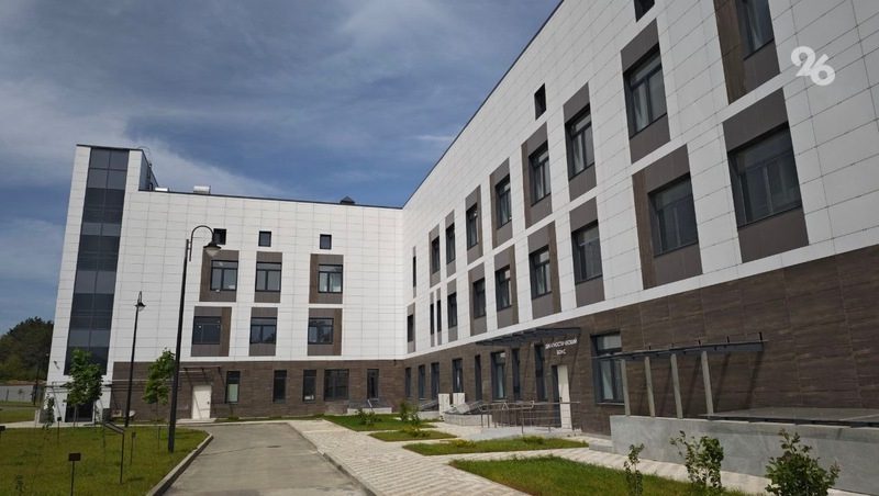 Министр здравоохранения РФ проинспектировал ход ремонта кисловодской больницы