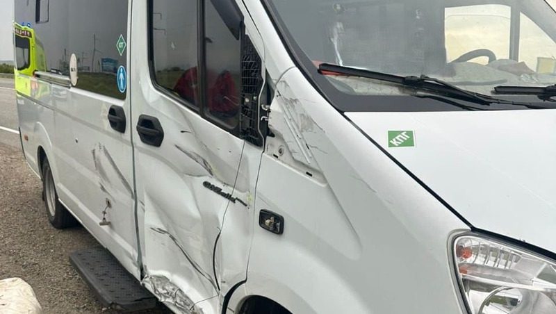 Мотоциклист из соседнего региона пострадал в аварии с маршруткой на Ставрополье