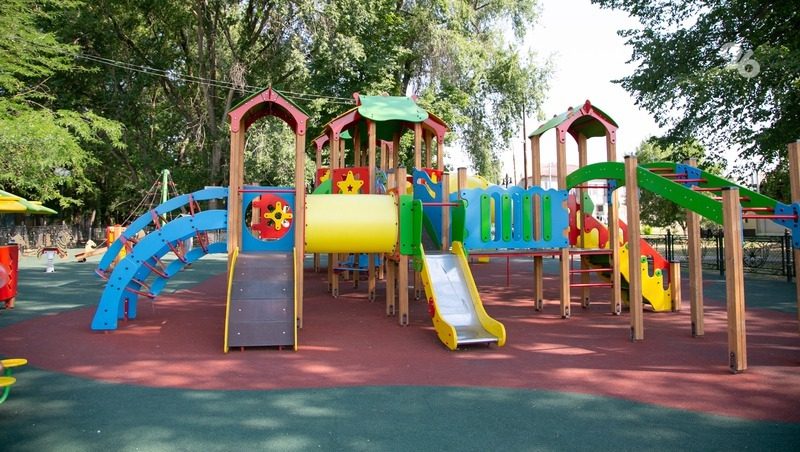 На Ставрополье по краевой программе благоустроили площадь в центре посёлка