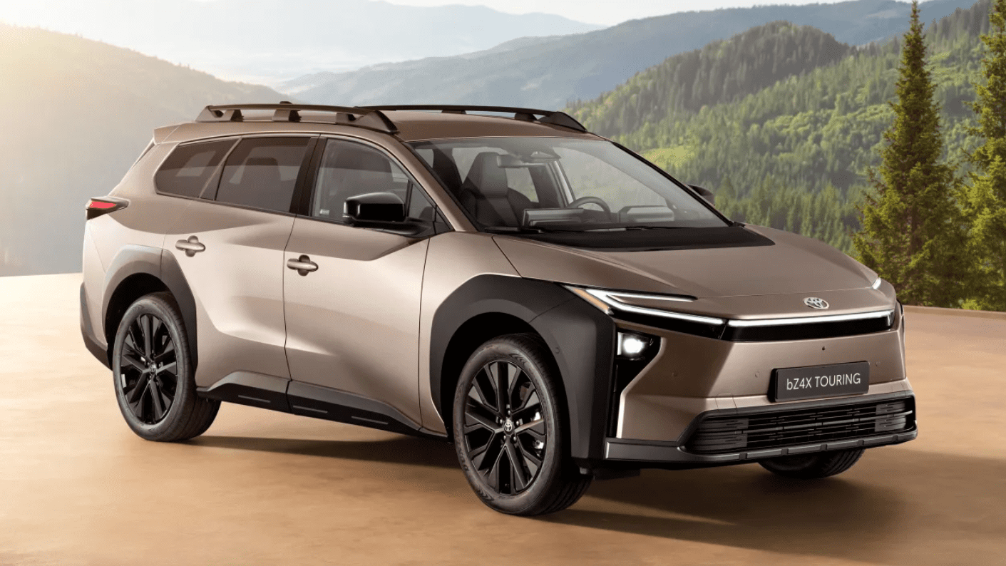 Представлен новый  электрический кроссовер Toyota bZ4X Touring: Первый обзор на новинку «Тойота»