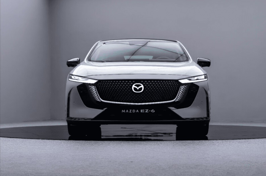 Представлена «спортивная» версия новой Mazda EZ-6: первый обзор модели 2025 года