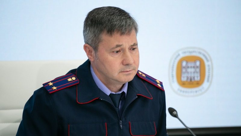 Семья благополучна, когда ни один из родителей не стоит на учёте — следком СК