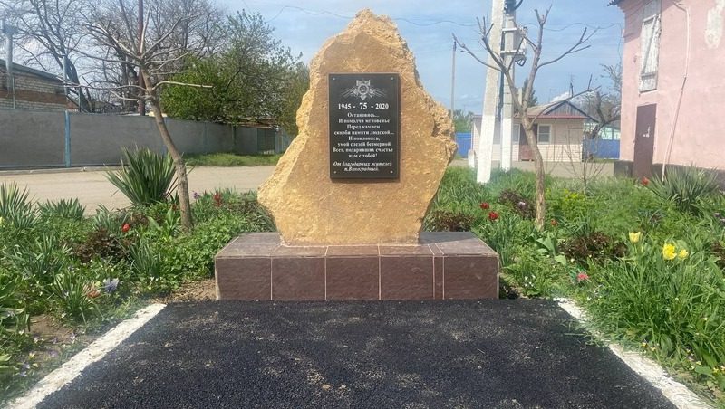 Территорию сельского Дома культуры заасфальтировали в Александровском округе