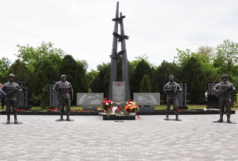 Три воинских мемориала и Аллею Славы открыли в 2025 года в округе Ставрополья0