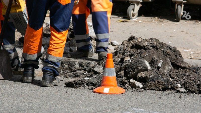 В Георгиевском округе ремонтируют шесть дорожных участков
