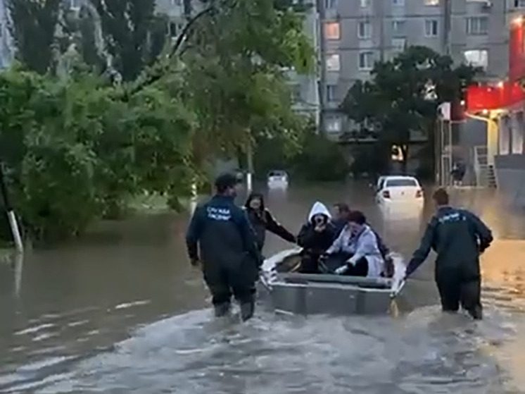 В Невинномысске затопило целый микрорайон