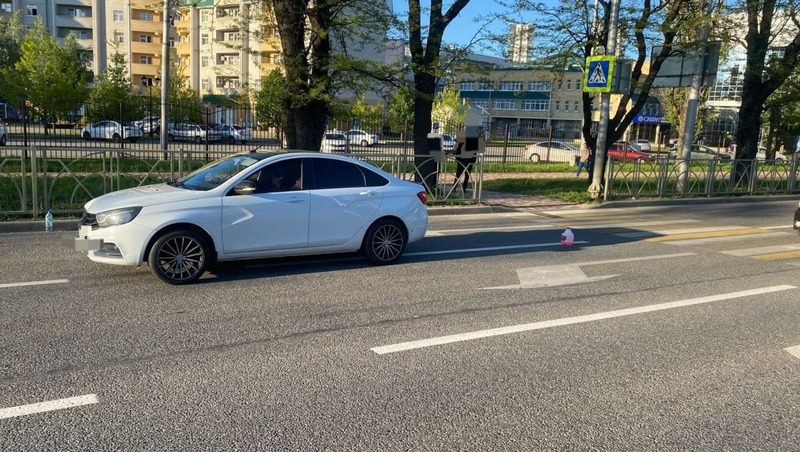 Водитель сбил на зебре 20-летнюю девушку в Ставрополе
