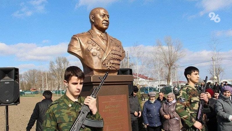 11 мемориальных досок и четыре бюста установили на Ставрополье в честь Победы