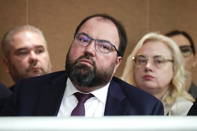 Министр цифрового развития, связи и массовых коммуникаций РФ Максут Шадаев