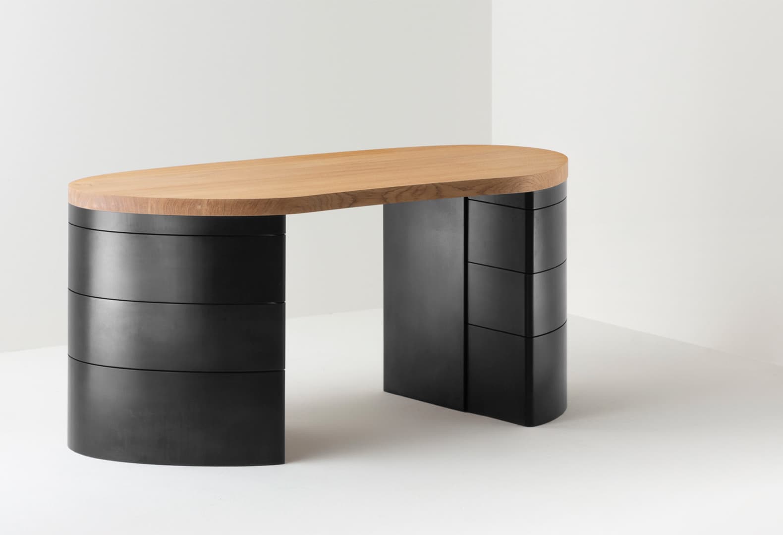 10 лучших письменных столов: выбор редакции Design Mate