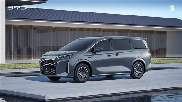 «Альфард» по-китайски: BYD готовит роскошный минивэн для глобального рынка. Фото и подробности