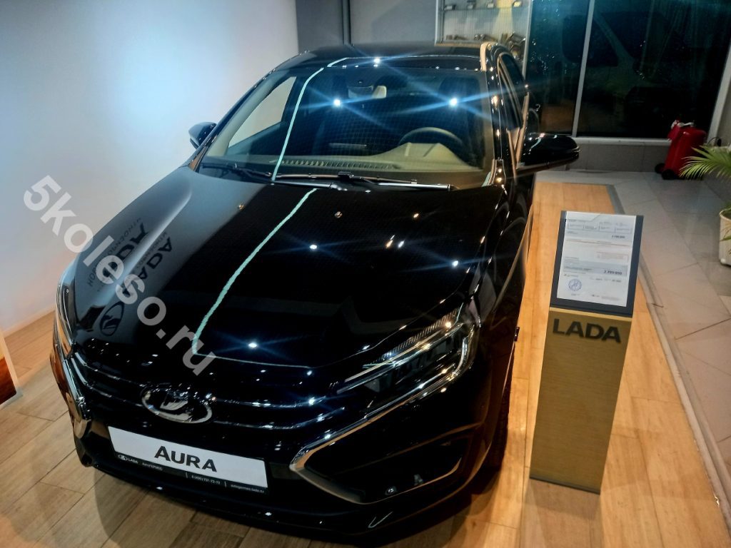 АВТОВАЗ сдался: новые «Лады» начали продавать с большими скидками