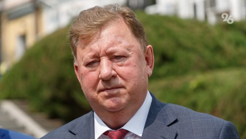 Депутат Госдумы Владимир Кашин возложил цветы к памятнику Пушкина в Ставрополе