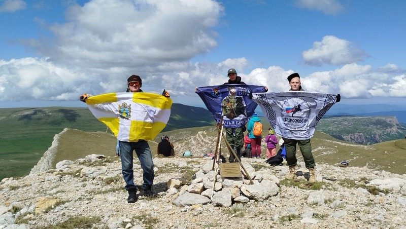 Казаки Ставрополья увековечили память героев на горе Оштен