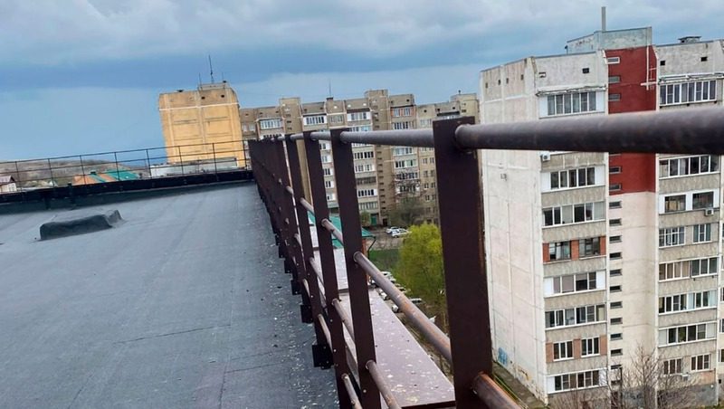 Крышу многоквартирного дома капитально отремонтировали в Лермонтове