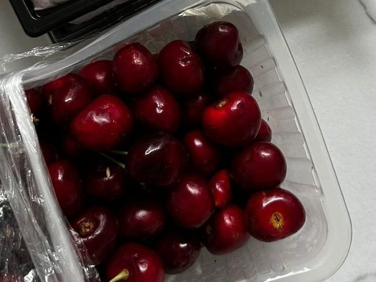 На Ставрополье собирают до 2-х тонн черешни в день