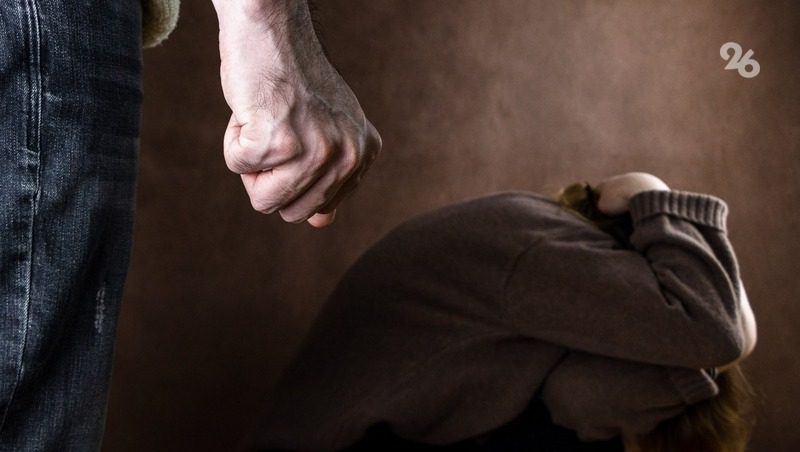 На Ставрополье судят наркомана, едва не зарезавшего мать из-за ломки